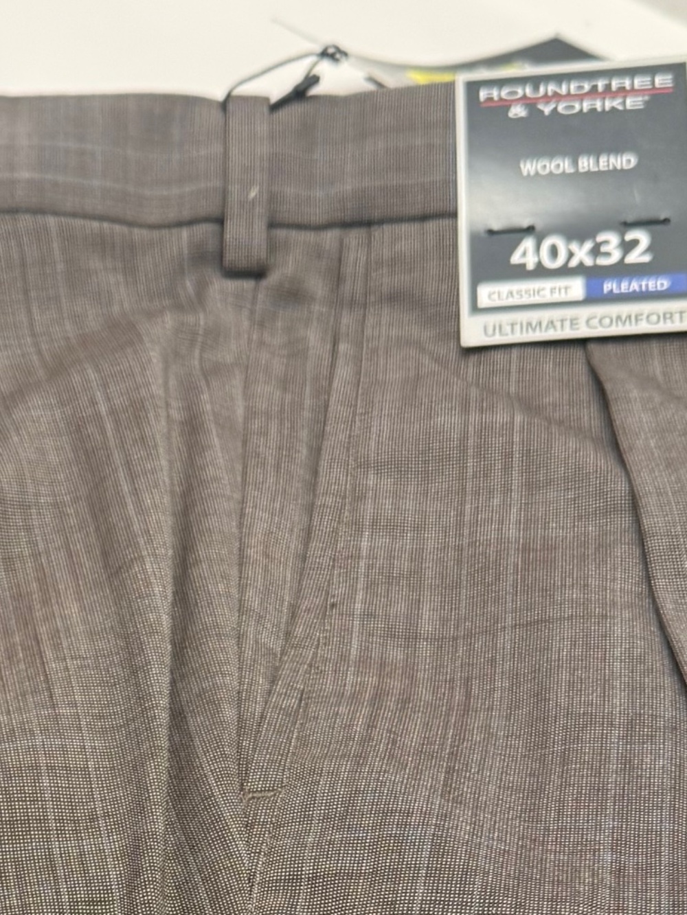 Round Tree & Yorke Men’s Dress Pants NWT 40/32.